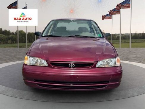 Used 1998 Toyota Corolla LE image 2