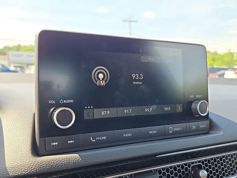 Used 2025 Honda Civic Sport image 17