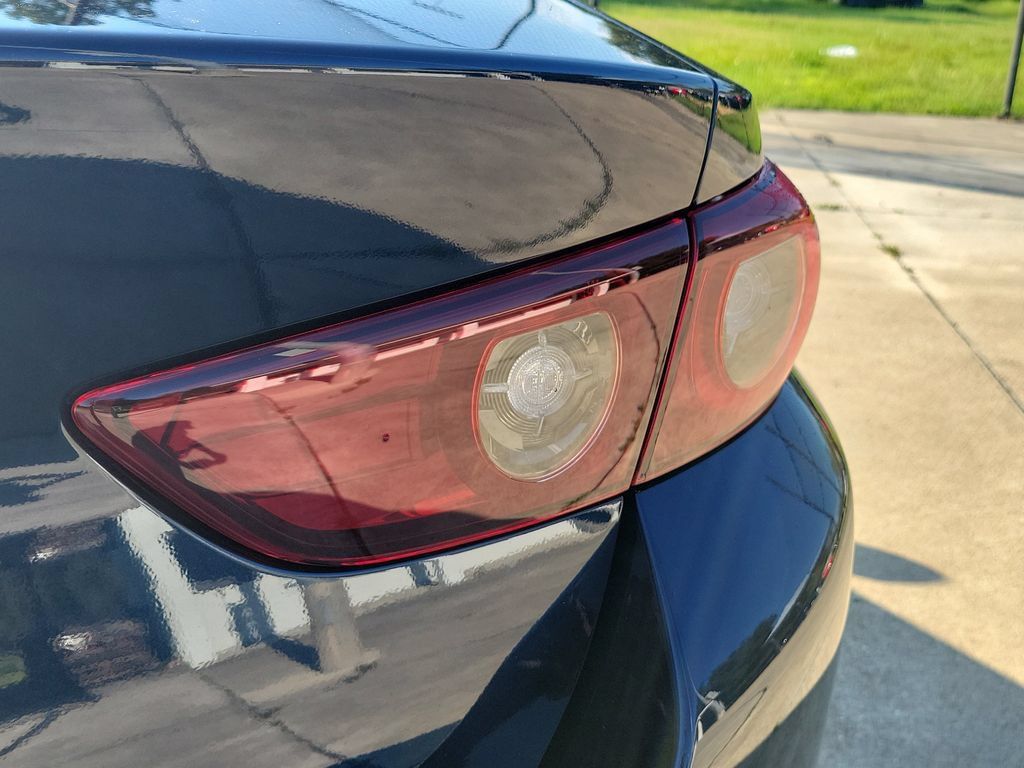 New 2026 MAZDA MAZDA3 s Sport FWD image 8