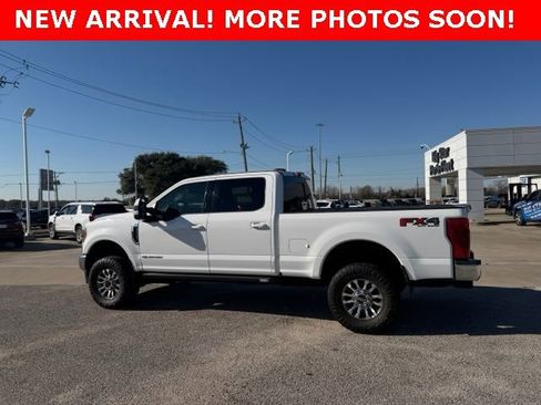 Used 2020 Ford F250 Lariat w/ Lariat Value Package image 5