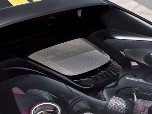 Used 2023 Ferrari 296 GTB RWD image 13