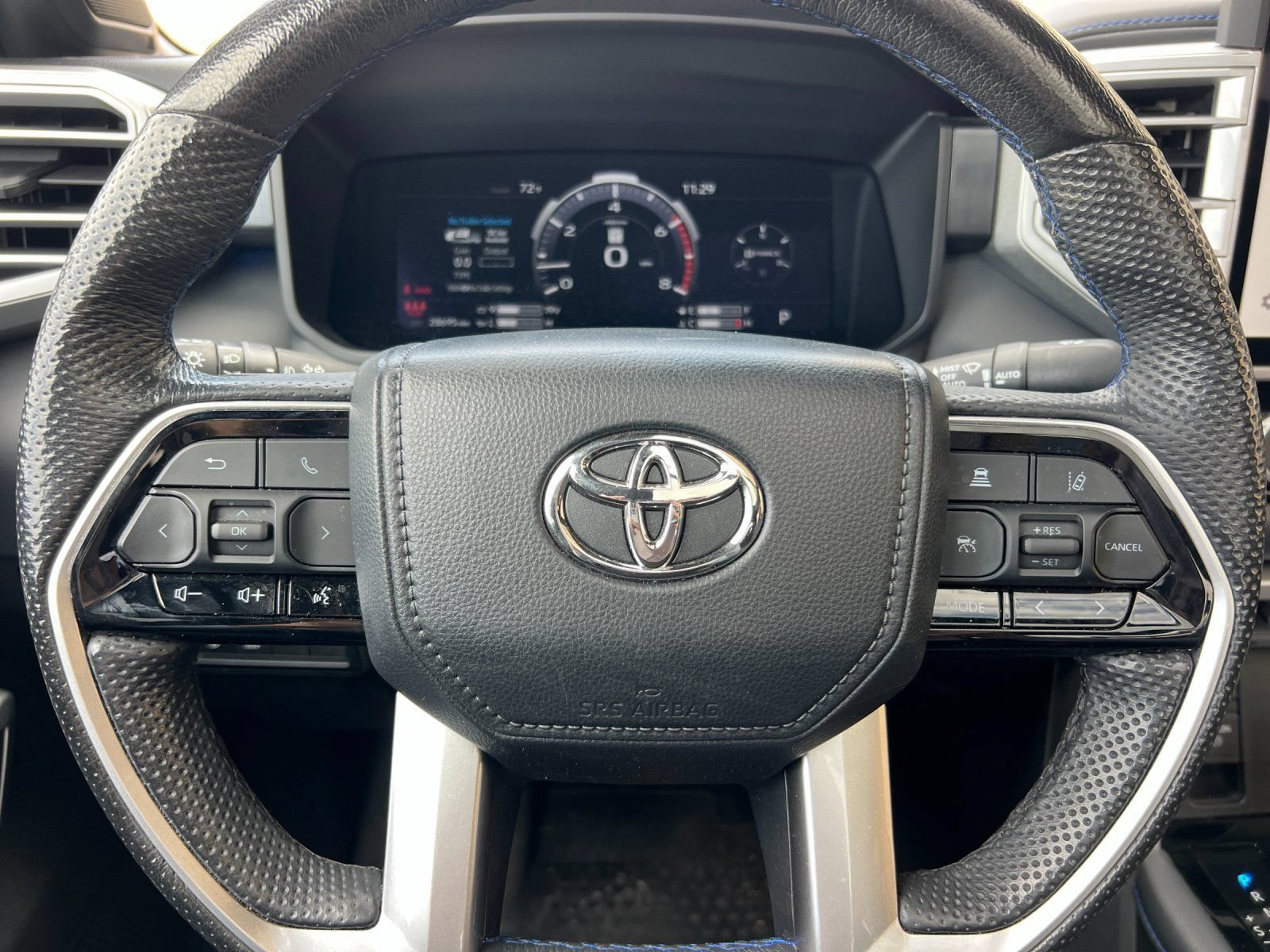 Used 2024 Toyota Tundra Platinum AWD/4WD image 22