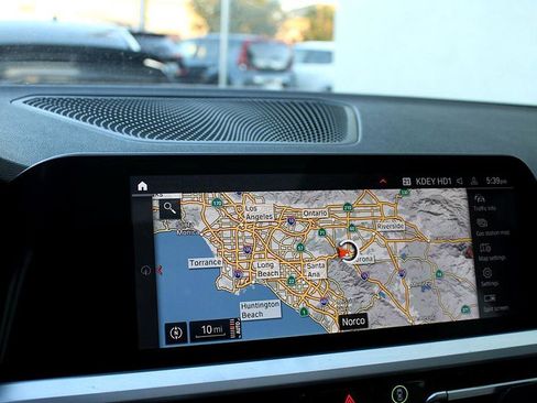 Used 2020 BMW 330i Sedan w/ Driving Assistance Package image 11