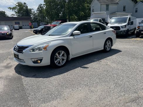 Used 2013 Nissan Altima 2.5 SV w/ 2.5SV Convenience Pkg image 39