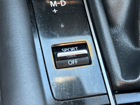 Used 2021 MAZDA MAZDA3 s image 28