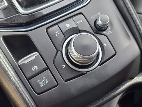 Used 2020 MAZDA CX-5 Touring image 13