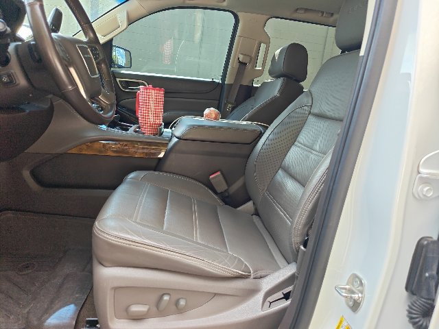 Used 2016 GMC Yukon Denali w/ Open Road Package RWD image 10