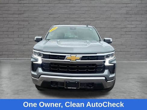 Used 2023 Chevrolet Silverado 1500 LT w/ Z71 Off-Road Package AWD/4WD image 2