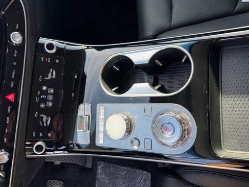 Used 2026 Genesis GV70 2.5T image 15