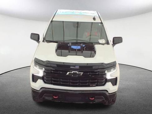 Used 2025 Chevrolet Silverado 1500 LT Trail Boss w/ Protection Package image 2