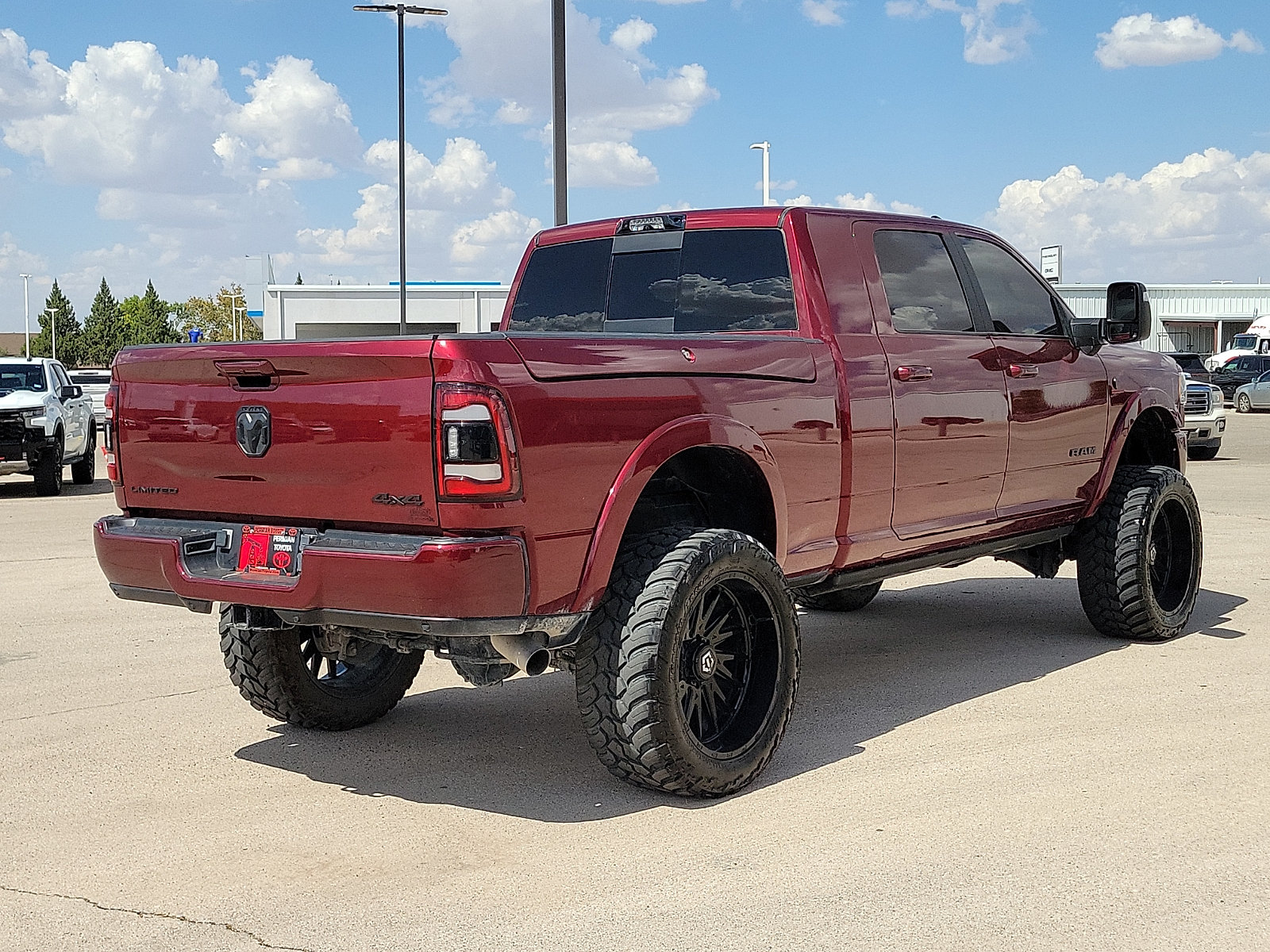 Used 2024 RAM 2500 Limited AWD/4WD image 4