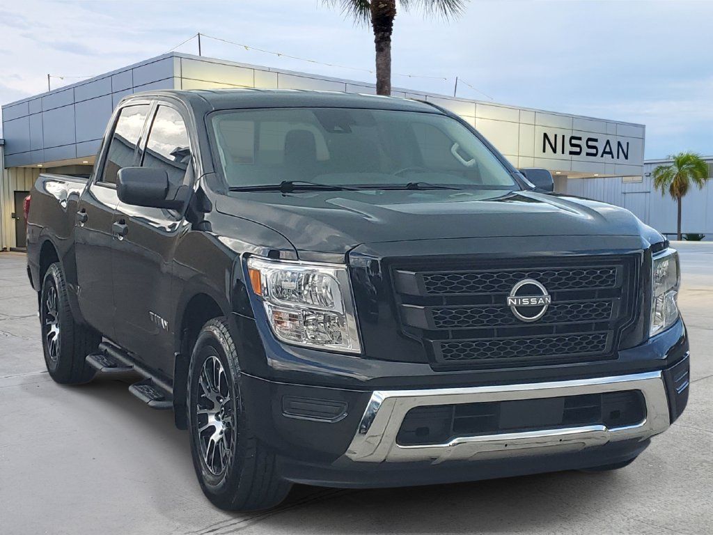 Used 2023 Nissan Titan SV w/ Accessory Utility Package RWD image 9