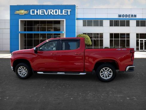 Used 2021 Chevrolet Silverado 1500 LT AWD/4WD image 2