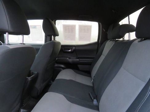 Certified 2021 Toyota Tacoma TRD Off-Road w/ Technology Package image 20