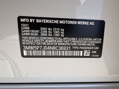 Used 2022 BMW 330e w/ Convenience Package image 31