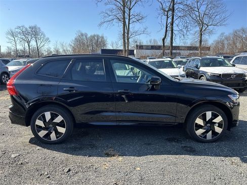 New 2025 Volvo XC60 T8 Plus w/ Protection Package Premier image 9