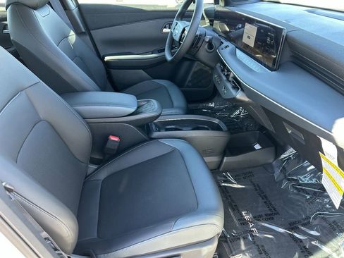 New 2026 Nissan Leaf SV+ w/ Floor Mat Package (SV+) image 9