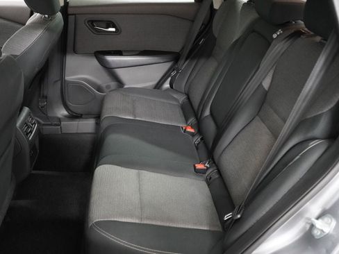 Used 2022 Nissan Rogue SV AWD/4WD image 28