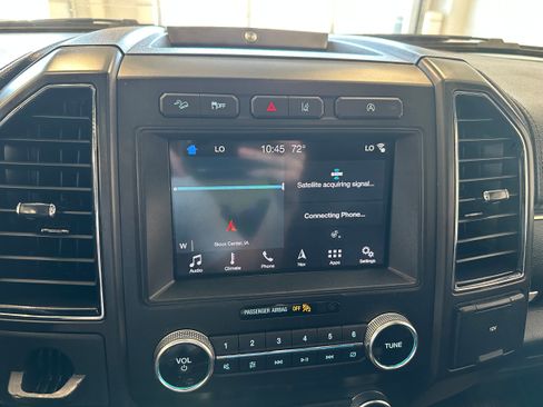 Used 2019 Ford Expedition Limited w/ Equipment Group 301A AWD/4WD image 21