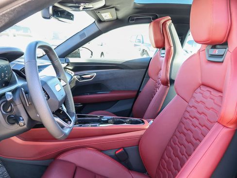 New 2026 Audi S e-tron GT Premium Plus image 23