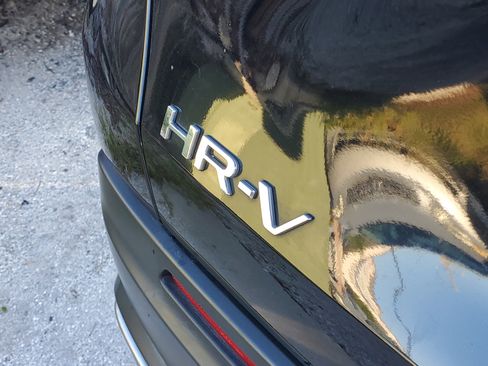 Used 2024 Honda HR-V Sport image 10