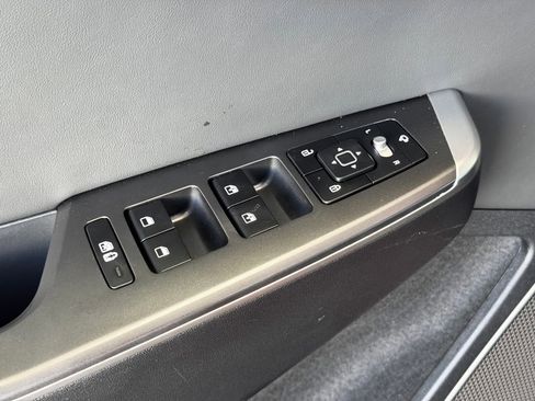 Used 2023 Kia EV6 Wind w/ Wind Technology Package image 23