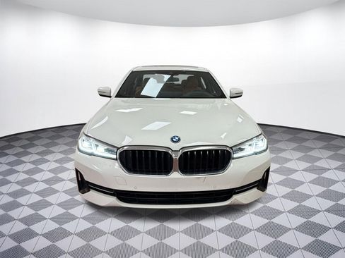 Certified 2023 BMW 530e xDrive w/ Premium Package image 6