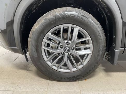 Used 2022 Nissan Rogue S AWD/4WD image 7