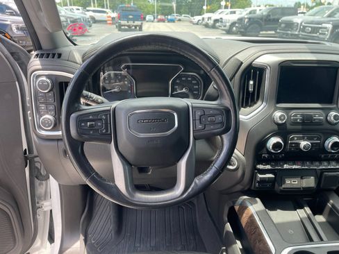 Used 2021 GMC Sierra 1500 Denali w/ Denali Ultimate Package AWD/4WD image 16