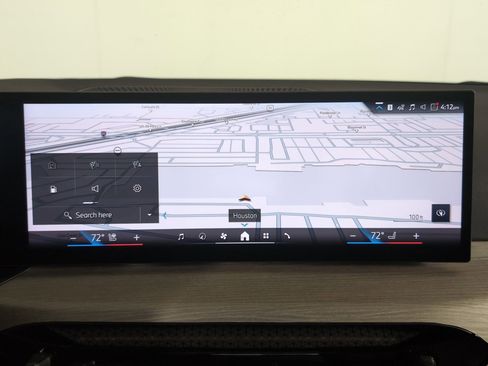 Used 2025 BMW 330i Sedan w/ Convenience Package image 24