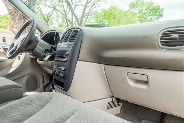 Used 2005 Dodge Grand Caravan SE w/ Popular Equipment Group I FWD image 42