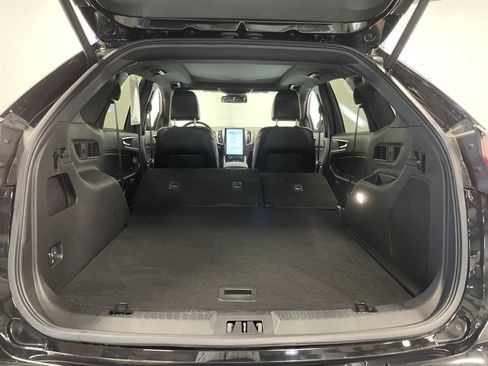 Used 2024 Ford Edge ST w/ Equipment Group 401A image 33