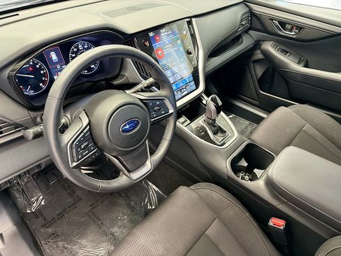 Used 2023 Subaru Outback Premium AWD/4WD image 7