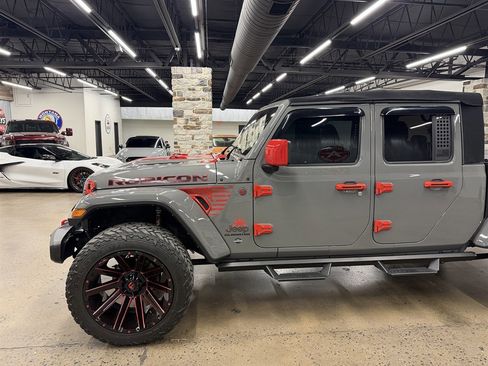 Used 2021 Jeep Gladiator Rubicon AWD/4WD image 4