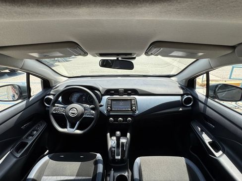 Used 2025 Nissan Versa SV FWD image 32