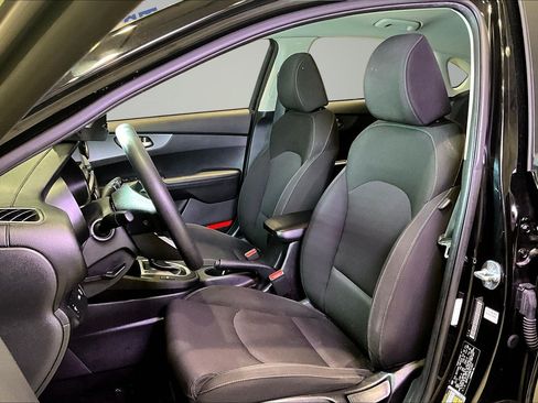 Used 2021 Kia Forte LXS FWD image 20