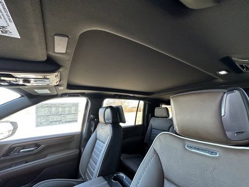 New 2026 GMC Yukon XL Denali Ultimate w/ LPO, Floor Liner Package image 24