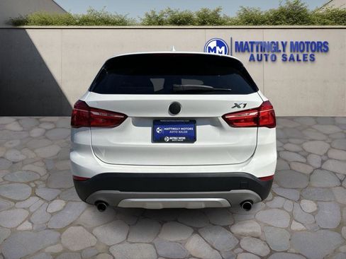 Used 2017 BMW X1 xDrive28i image 4