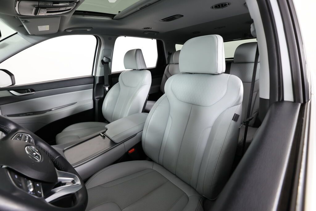 Used 2022 Hyundai Palisade SEL w/ 8P Bench Seat Package AWD/4WD image 11
