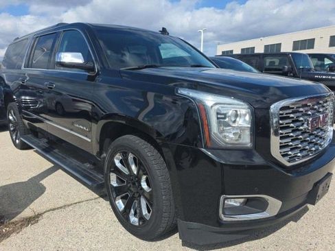 Used 2018 GMC Yukon XL Denali w/ Denali Ultimate Black Edition image 1