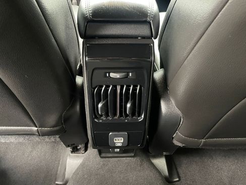 Used 2025 Jeep Compass Limited image 25