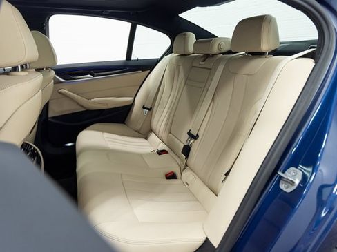 Certified 2022 BMW 540i xDrive w/ Convenience Package image 26