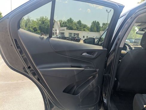 Used 2024 Chevrolet Equinox LT FWD image 24