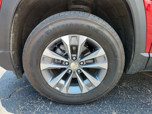 Used 2025 Chevrolet Equinox LT w/ Convenience Package II FWD image 34