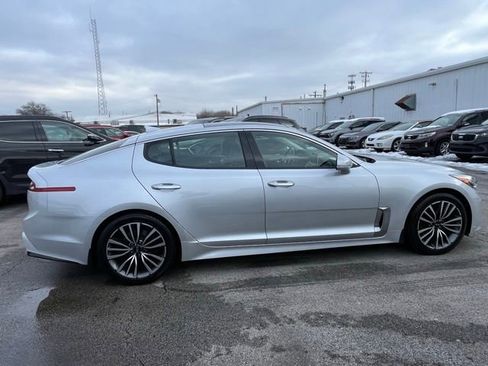 Used 2018 Kia Stinger Premium image 14