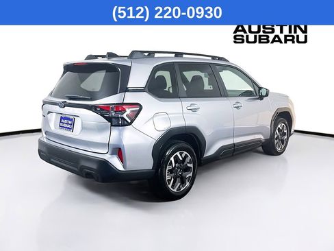 Used 2026 Subaru Forester Premium image 8