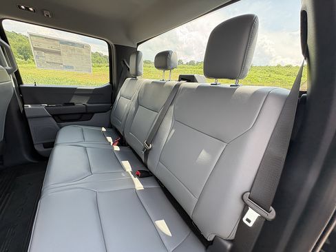 New 2026 Ford F250 XL w/ 360-Degree Camera Package AWD/4WD image 19