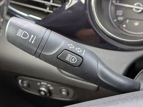 Used 2023 Buick Encore GX Select w/ Safety Package II image 25