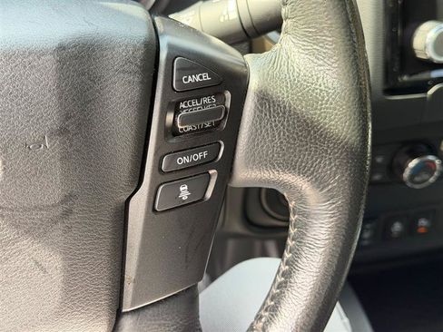 Used 2022 Nissan Frontier SV RWD image 34
