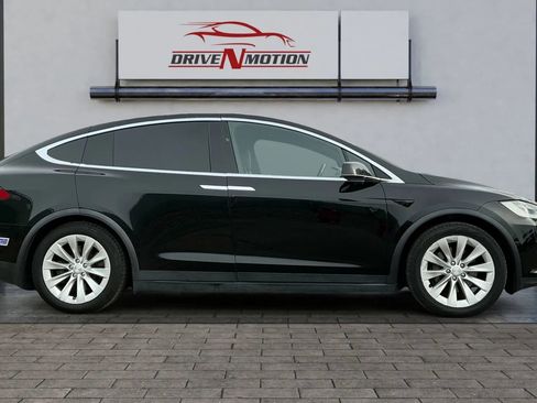 Used 2017 Tesla Model X 100D image 3